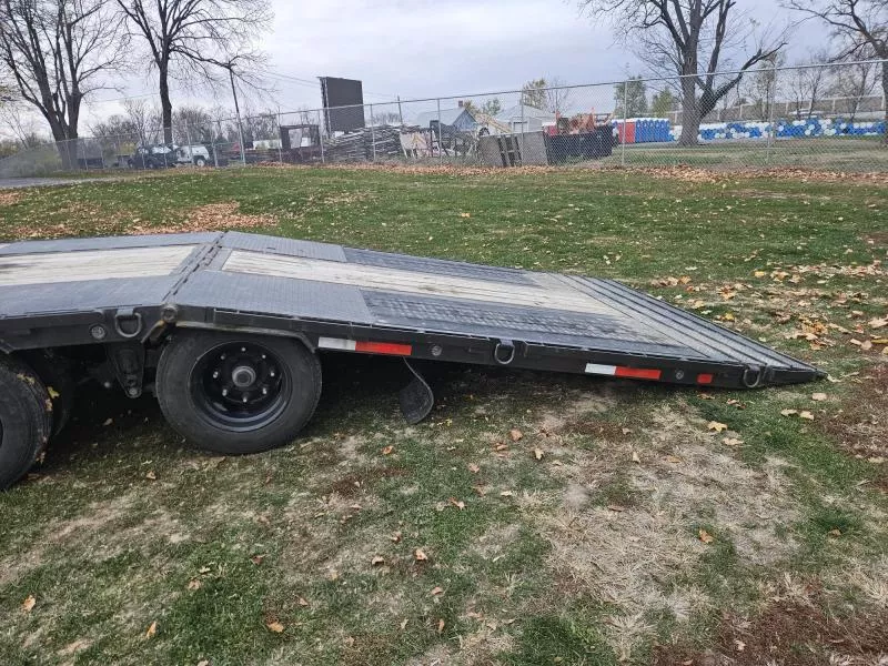 used Equipment / Flatbed Trailers MAXX-D  for sale, in Carlisle, PA Thumbnail 8