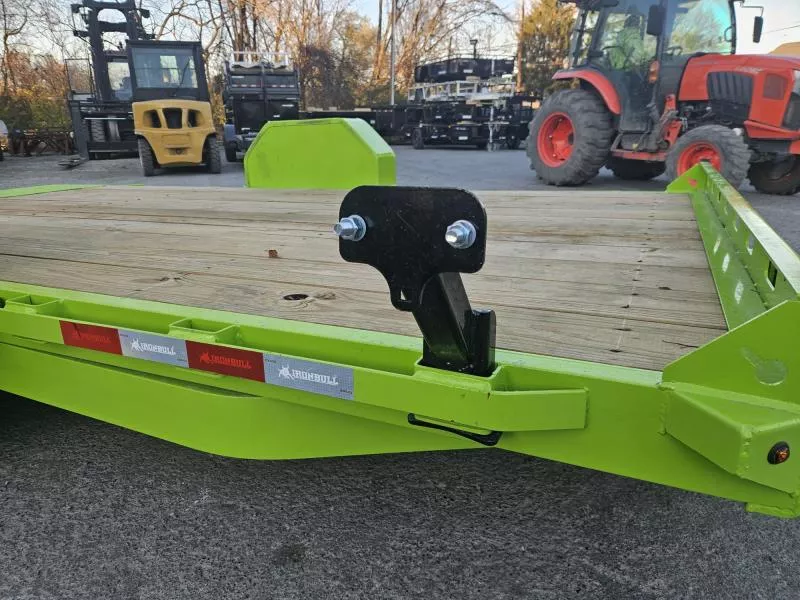 used Equipment / Flatbed Trailers Iron Bull  for sale, in Carlisle, PA Thumbnail 11