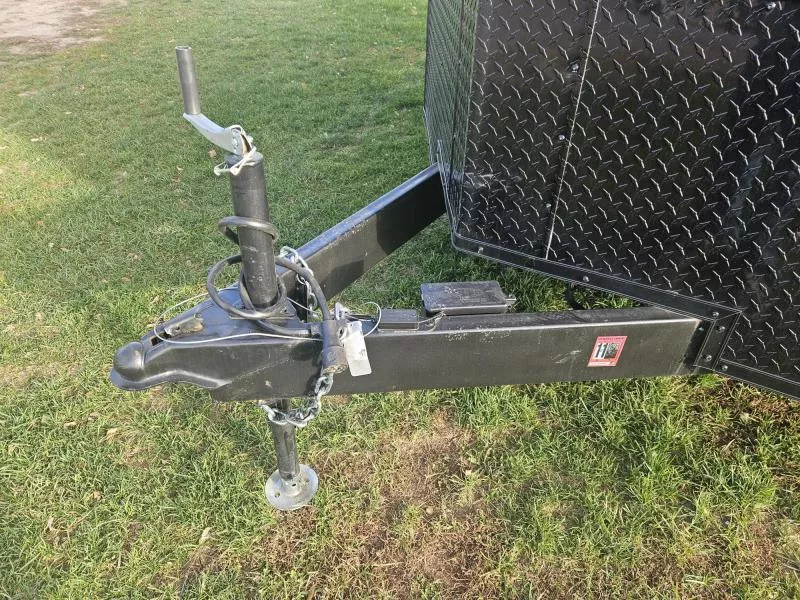 used Cargo (Enclosed) Trailers Look Trailers  for sale, in Carlisle, PA Thumbnail 15