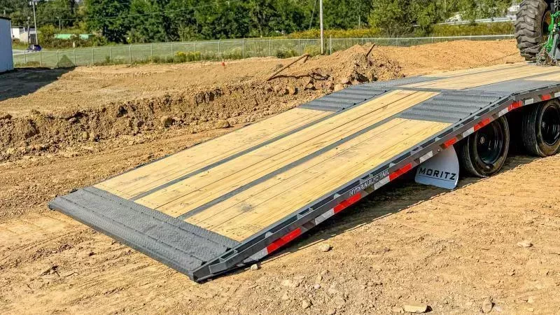 2026 Moritz 102x40' Gooseneck Hydraulic Dove Trailer 40000# GVW * 12' DOVETAIL * HDSS * EOH BRAKES * HYDRAULIC JACKS * CLEATS * 16000# DEXTER'S * URETHANE * CAMBERED BEAMS * 16"/26# PIERCED FRAME * ENGINEERED NECK * FRONT/SIDE BOX * WINCH PLATE * WIRELESS
