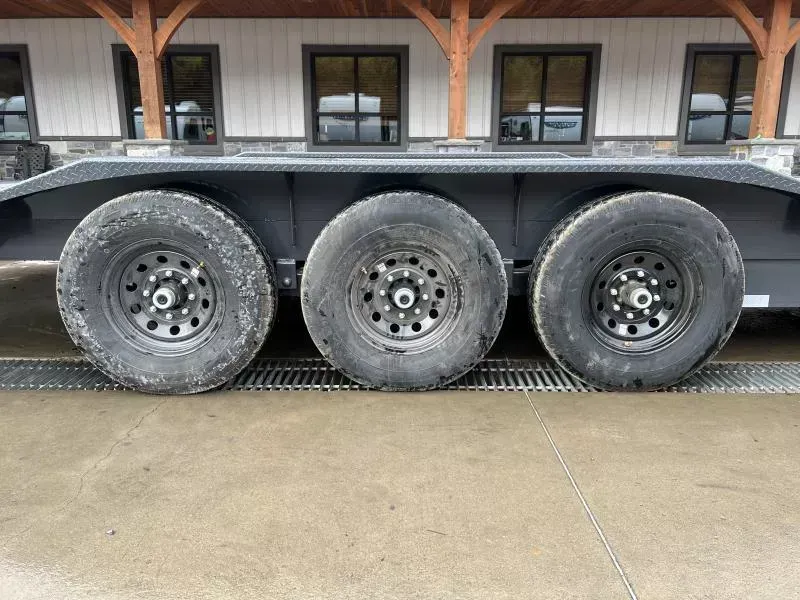 new Equipment / Flatbed Trailers Lamar Trailers  for sale, in Carlisle, PA Thumbnail 15