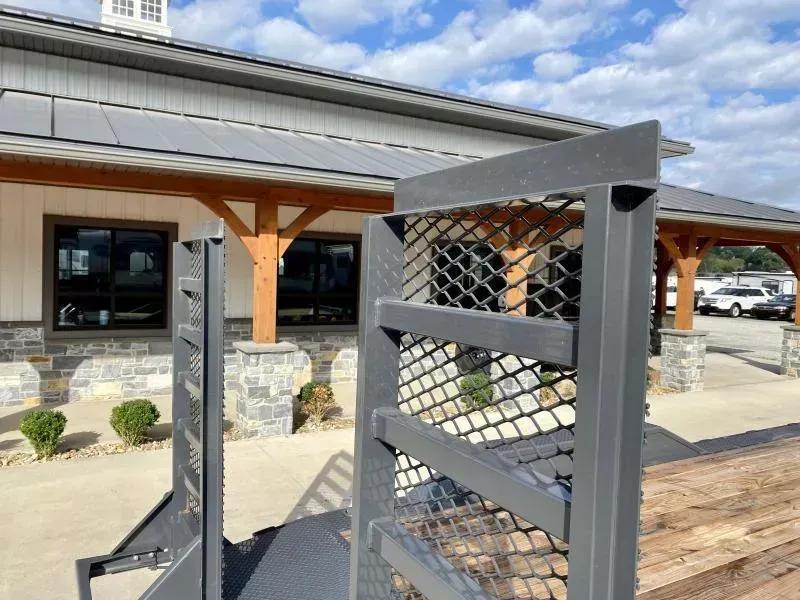 new Equipment / Flatbed Trailers Lamar Trailers  for sale, in Carlisle, PA Thumbnail 18