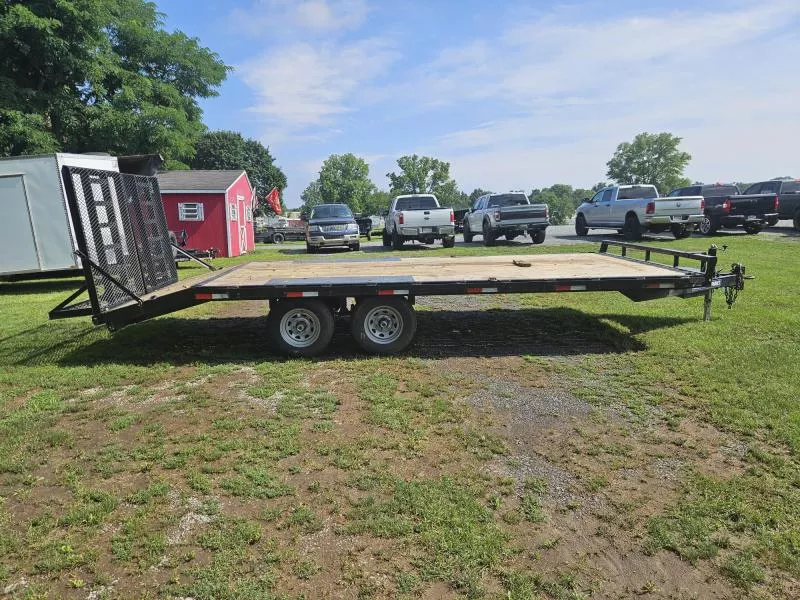 used Equipment / Flatbed Trailers Sure-Trac  for sale, in Carlisle, PA Thumbnail 3