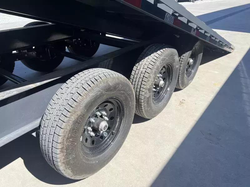 new Equipment / Flatbed Trailers Lamar Trailers  for sale, in Carlisle, PA Thumbnail 26
