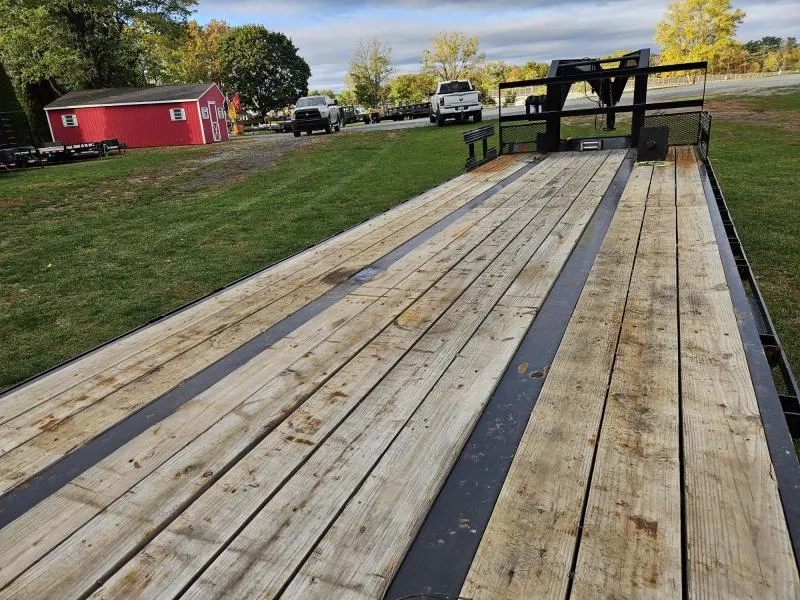 used Equipment / Flatbed Trailers Kaufman Trailers  for sale, in Carlisle, PA Thumbnail 10
