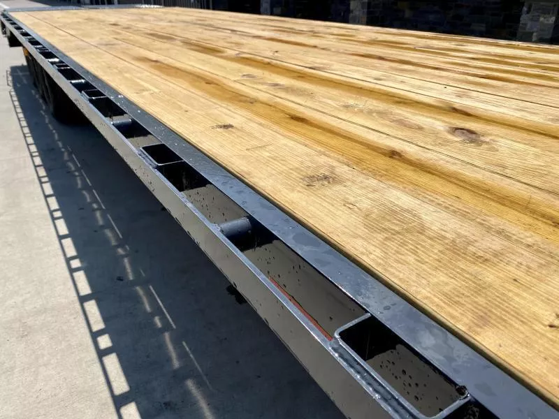 new Equipment / Flatbed Trailers Lamar Trailers  for sale, in Irwin, PA Thumbnail 14
