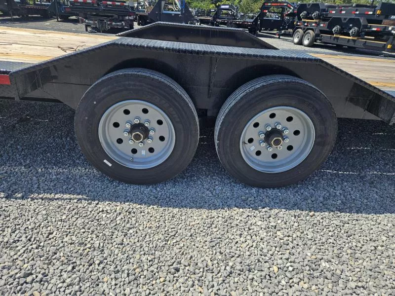 used Car Haulers / Racing Trailers Sure-Trac for sale, in Carlisle, PA Thumbnail 11