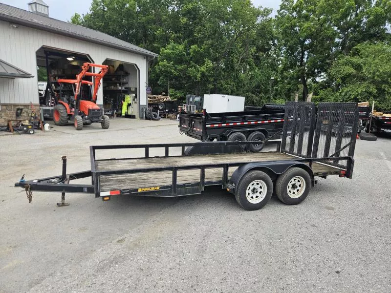 2008 Pequea Trade In Utility Trailer