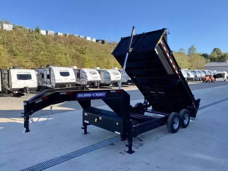 2025 Sure-Trac 7x14' 14000# Low Profile HD GOOSENECK Dump Trailer * TELESCOPIC HOIST * TARP KIT * DUAL JACKS