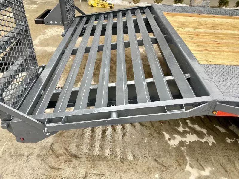 new Equipment / Flatbed Trailers Lamar Trailers  for sale, in Carlisle, PA Thumbnail 17