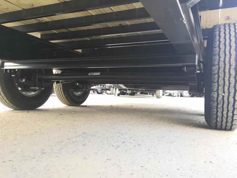 2022 Ironbull 102x25' Beavertail Deckover 21000# GVW * TRIPLE AXLE * A ...