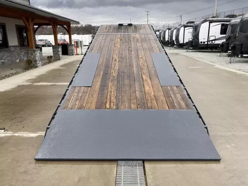 new Equipment / Flatbed Trailers Lamar Trailers  for sale, in Carlisle, PA Thumbnail 5