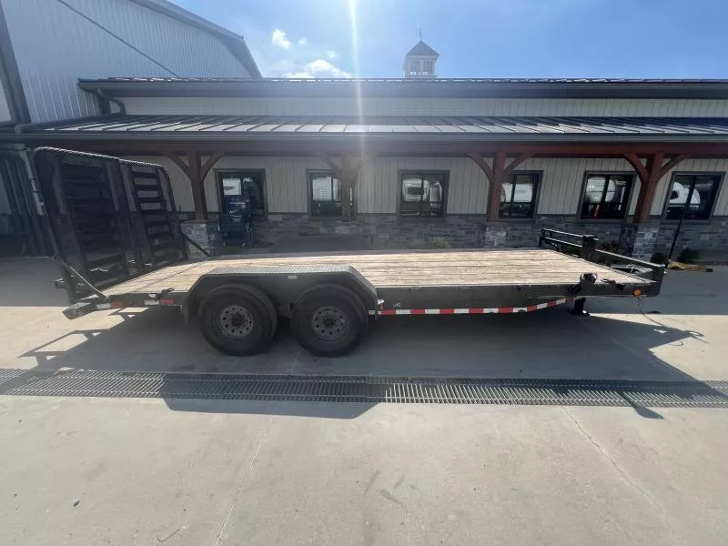 used Equipment / Flatbed Trailers Load Trail  for sale, in Irwin, PA Thumbnail 2