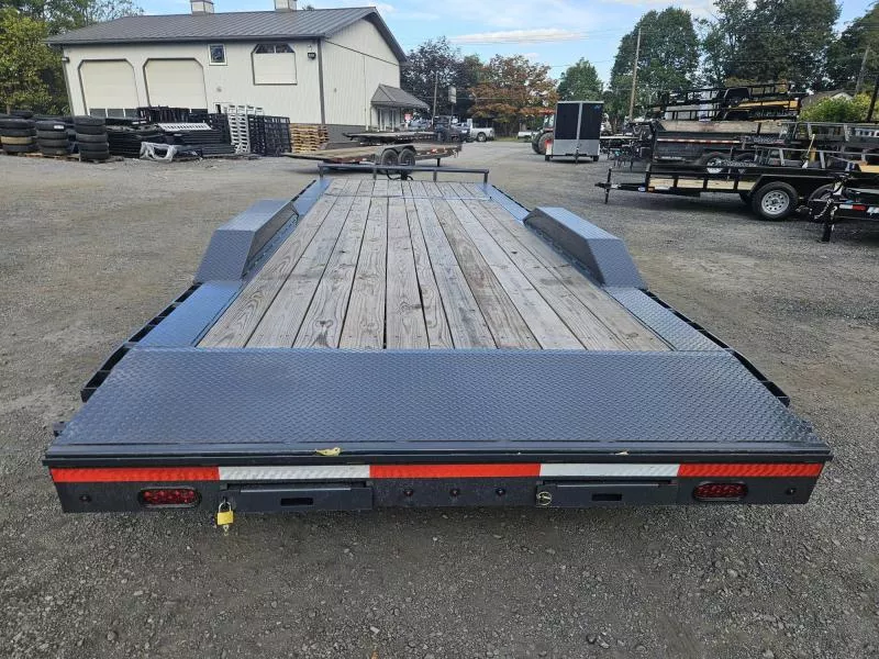 used Car Haulers / Racing Trailers Lamar Trailers  for sale, in Carlisle, PA Thumbnail 5
