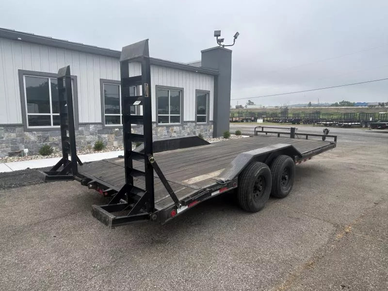 used Equipment / Flatbed Trailers Load Trail  for sale, in West Middlesex, PA Thumbnail 3