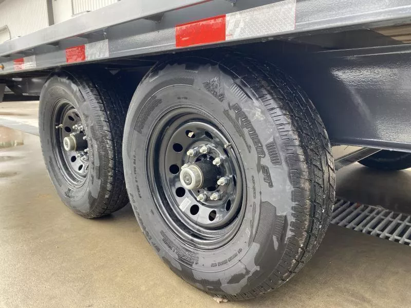 new Equipment / Flatbed Trailers Lamar Trailers  for sale, in Carlisle, PA Thumbnail 24