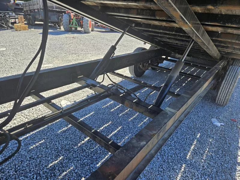 used Equipment / Flatbed Trailers Sure-Trac  for sale, in Carlisle, PA Thumbnail 17