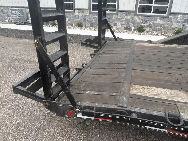 used Equipment / Flatbed Trailers Load Trail  for sale, in West Middlesex, PA Thumbnail 11