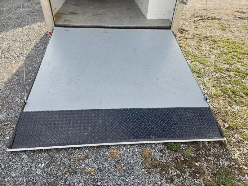 used Cargo (Enclosed) Trailers Sure-Trac  for sale, in Carlisle, PA Thumbnail 9