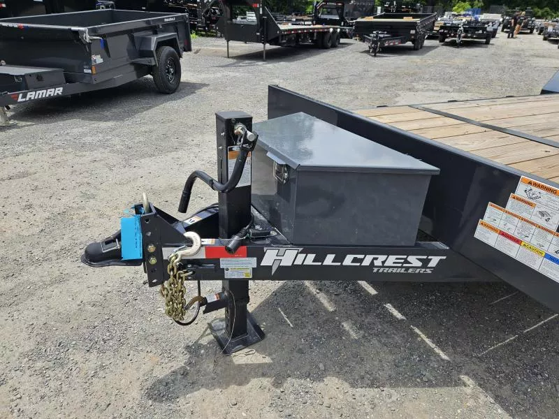 used Equipment / Flatbed Trailers Hillcrest Trailers  for sale, in Carlisle, PA Thumbnail 12