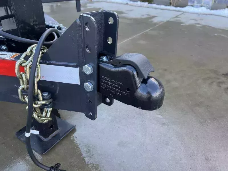 used Equipment / Flatbed Trailers Hillcrest Trailers  for sale, in Irwin, PA Thumbnail 10