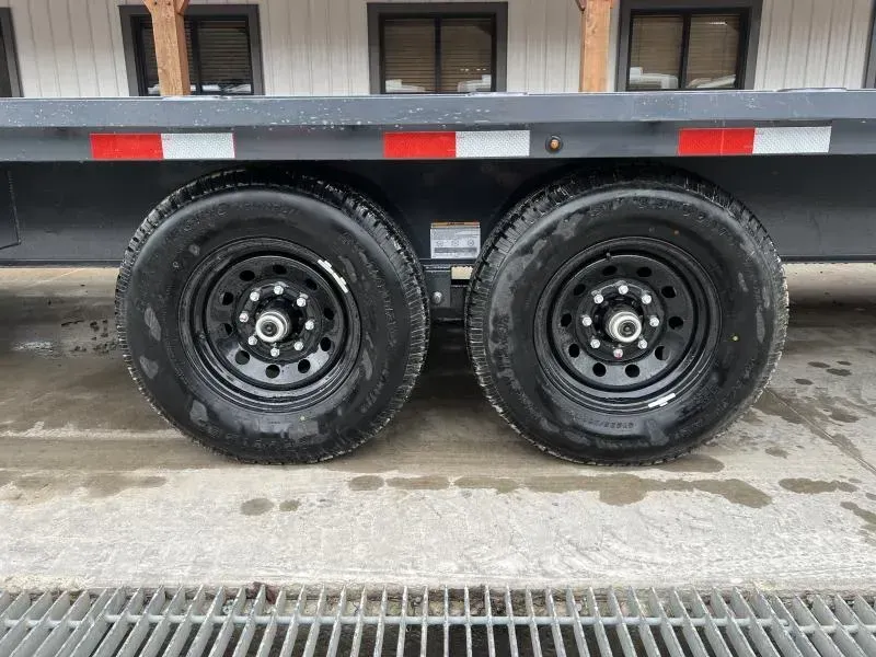 new Equipment / Flatbed Trailers Lamar Trailers  for sale, in Carlisle, PA Thumbnail 19