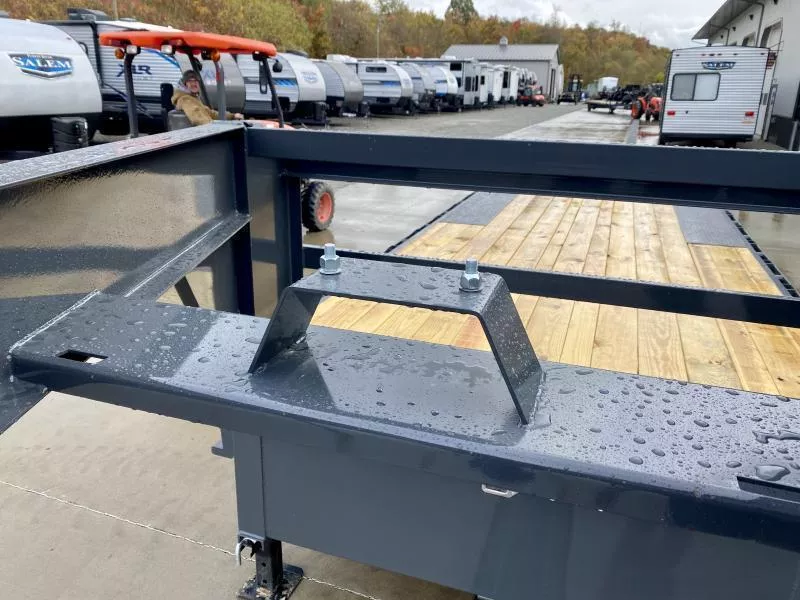 new Equipment / Flatbed Trailers Lamar Trailers  for sale, in Carlisle, PA Thumbnail 21