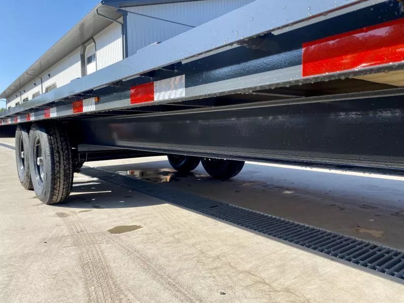 new Equipment / Flatbed Trailers Lamar Trailers  for sale, in Carlisle, PA Thumbnail 11