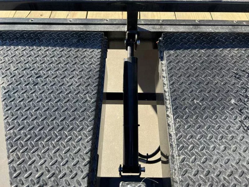 new Car Haulers / Racing Trailers H and H Trailer  for sale, in Carlisle, PA Thumbnail 23