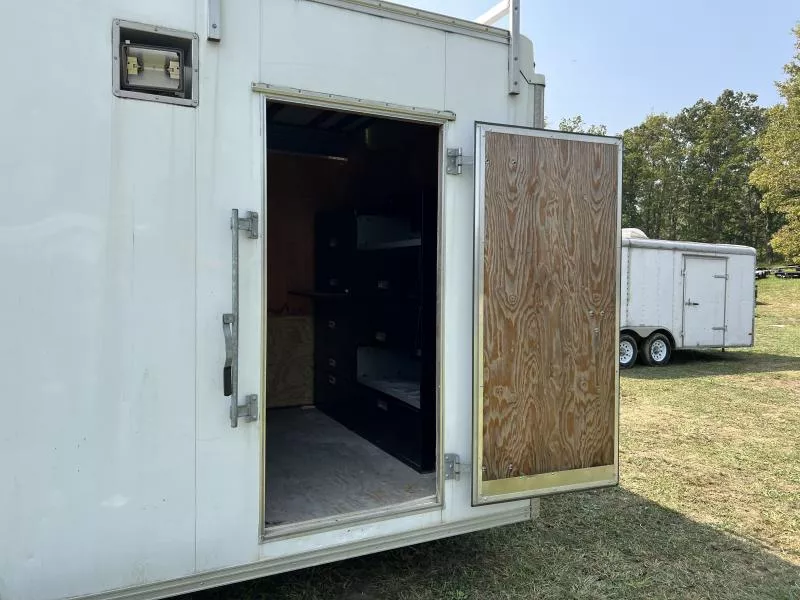 used Cargo (Enclosed) Trailers Car Mate Trailers  for sale, in Evans City, PA Thumbnail 10