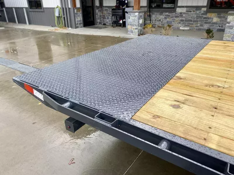 new Equipment / Flatbed Trailers Lamar Trailers  for sale, in Evans City, PA Thumbnail 28