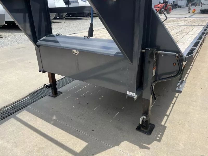used Equipment / Flatbed Trailers Lamar Trailers  for sale, in Irwin, PA Thumbnail 11