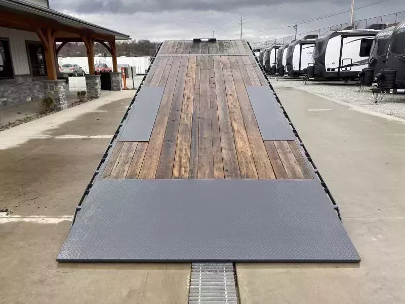 new Equipment / Flatbed Trailers Lamar Trailers  for sale, in Evans City, PA Thumbnail 5