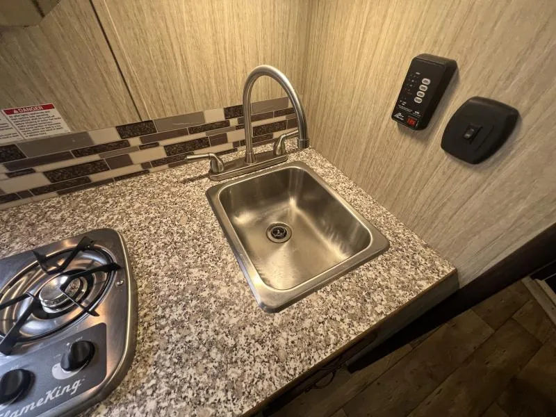 used Stock / Stock Combo Trailers Bison Trailers  for sale, in Irwin, PA Thumbnail 9