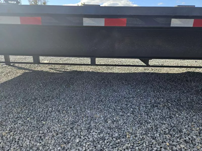 used Equipment / Flatbed Trailers Lamar Trailers  for sale, in Carlisle, PA Thumbnail 10