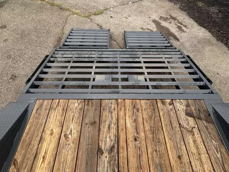 new Equipment / Flatbed Trailers Lamar Trailers  for sale, in Evans City, PA Thumbnail 10