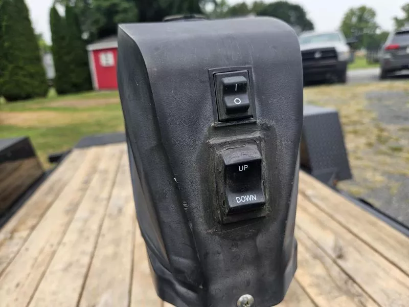 used Equipment / Flatbed Trailers Sure-Trac  for sale, in Carlisle, PA Thumbnail 14