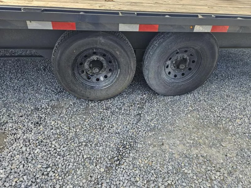 used Equipment / Flatbed Trailers Lamar Trailers  for sale, in Carlisle, PA Thumbnail 15