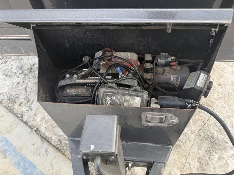 used Dump Trailers Diamond C Trailers  for sale, in Evans City, PA Thumbnail 8