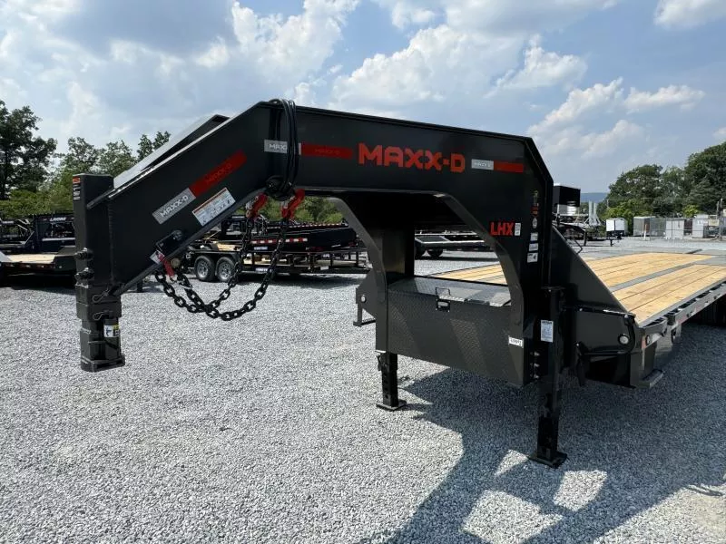 2026 MAXXD 102x40' LHX Gooseneck Beavertail Deckover Trailer 40000# GVW * 3" BALL COUPLER * ENGINEERED BEAM * HYDRAULIC JACKS * 16K AXLES * EOH BRAKES * JUNIOR I-BEAM C/M 12" O.C. * HDSS SUSPENSION * FULL WIDTH RAMPS * METALLIC GREY * 17.5'S dZRLDE9offmd
