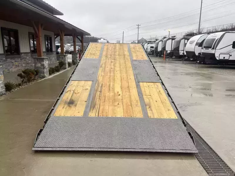 new Equipment / Flatbed Trailers MAXX-D  for sale, in Irwin, PA Thumbnail 3