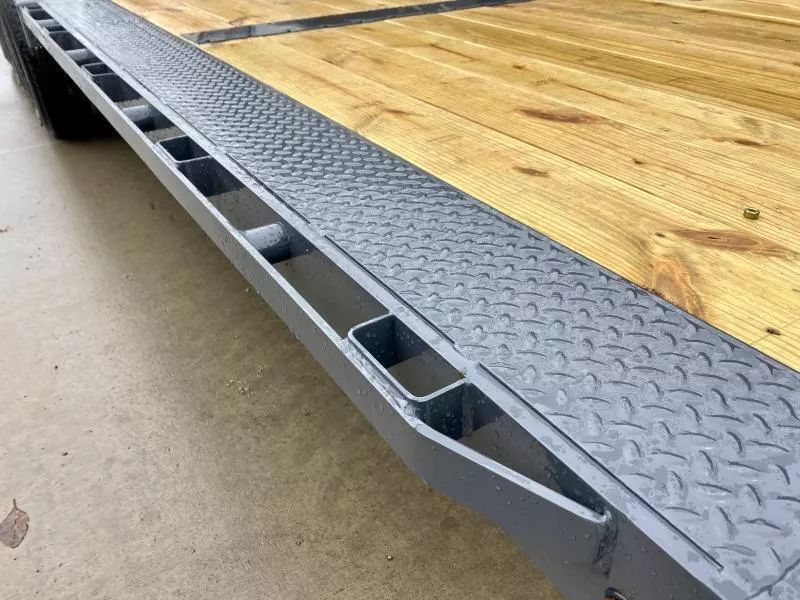 new Equipment / Flatbed Trailers Lamar Trailers  for sale, in Carlisle, PA Thumbnail 13