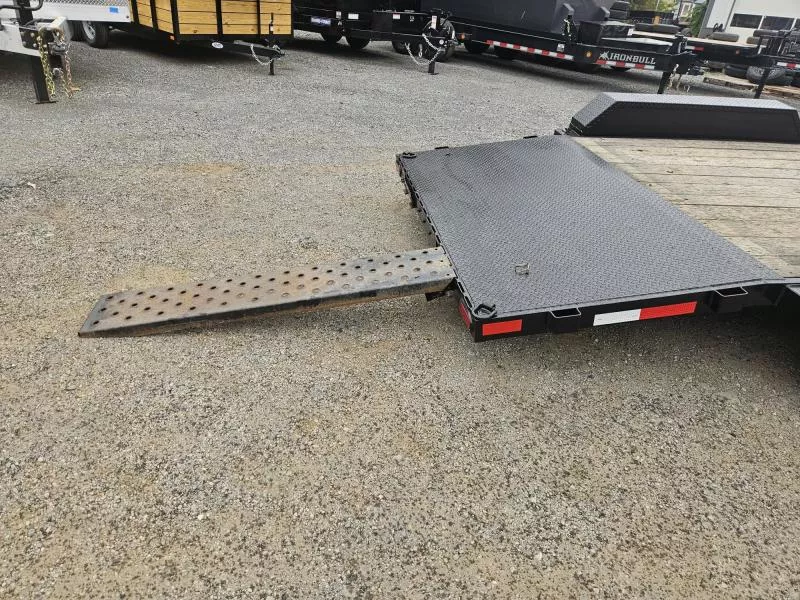 used Car Haulers / Racing Trailers Cam Superline  for sale, in Carlisle, PA Thumbnail 14