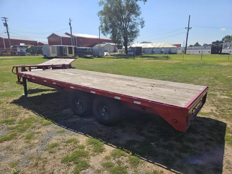 used Equipment / Flatbed Trailers Load Trail  for sale, in Carlisle, PA Thumbnail 4