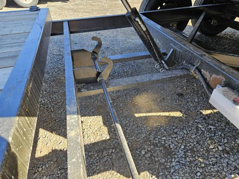 used Equipment / Flatbed Trailers MAXX-D  for sale, in Carlisle, PA Thumbnail 19