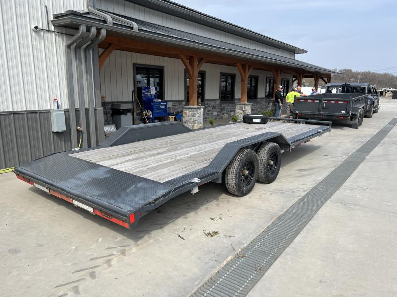 used Car Haulers / Racing Trailers Lamar Trailers  for sale, in Irwin, PA Thumbnail 4