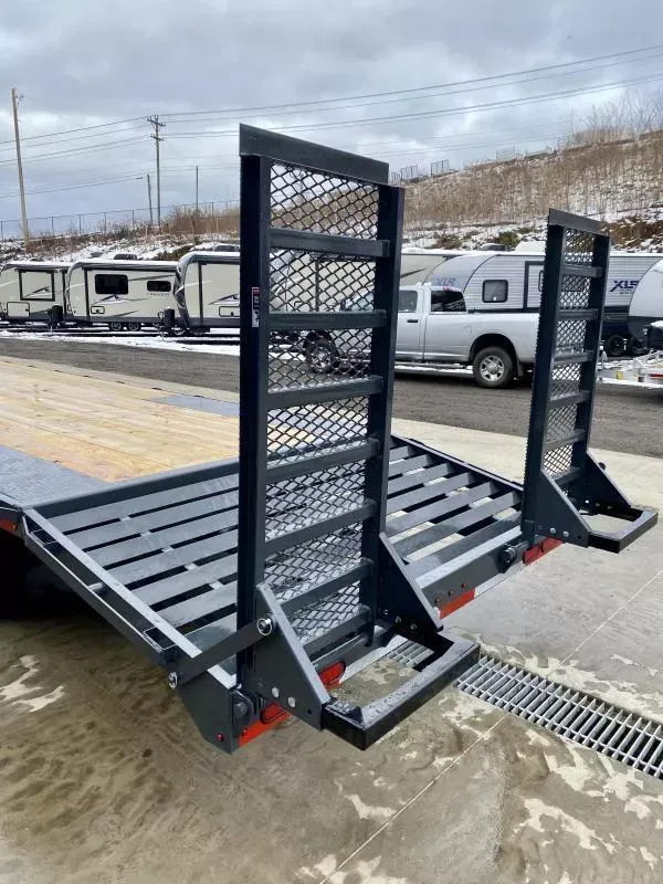 new Equipment / Flatbed Trailers Lamar Trailers  for sale, in Evans City, PA Thumbnail 15