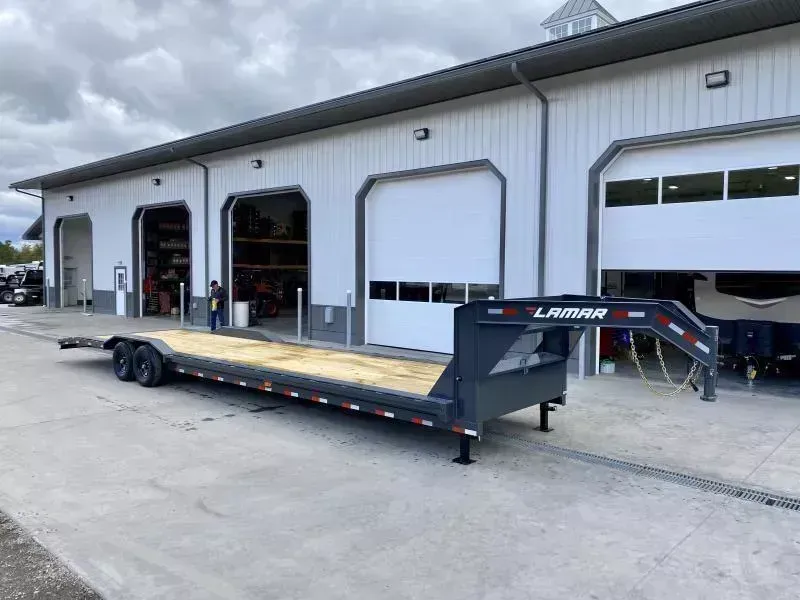 2026 Lamar 102x36' Gooseneck Car Hauler Trailer 14000# GVW * 102" DECK * DRIVE OVER FENDERS * OVERLENGTH 7' SLIDE IN RAMPS * 4' DOVETAIL * RUBRAIL * SWIVEL JACKS * UNDER FRAME BRIDGE * DUAL JACKS * FULL TOOLBOX * CHARCOAL W/ BLACK WHEELS