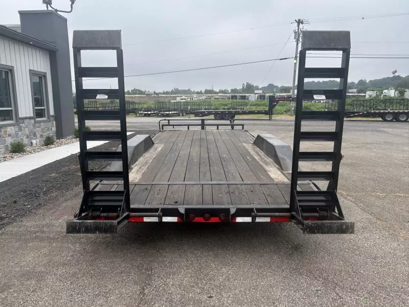 used Equipment / Flatbed Trailers Load Trail  for sale, in West Middlesex, PA Thumbnail 4