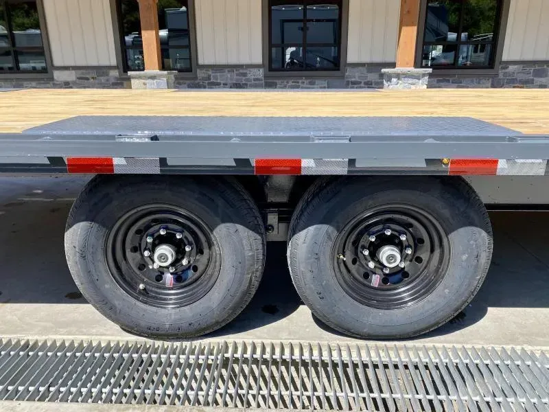 new Equipment / Flatbed Trailers Lamar Trailers  for sale, in Evans City, PA Thumbnail 26